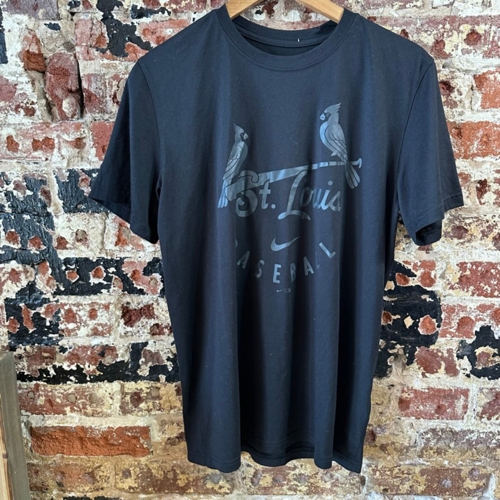 Nike St. Louis Cardinals T-Shirt Mens Medium Baseball Black Pullover